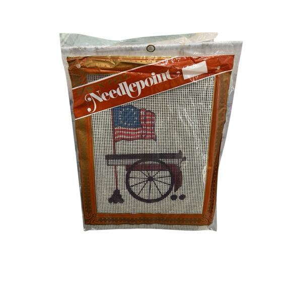 Sew N Tell Patriotic Needlepoint Kit 13 Colonies Flag Cannon Vintage - Picture 1 of 3